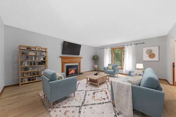 Burnsville, MN 55337,21 Walden ST