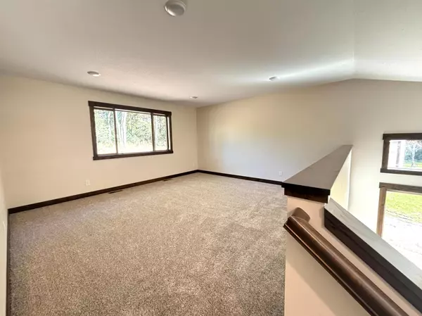 Royalton, MN 56373,814 Pine Circle