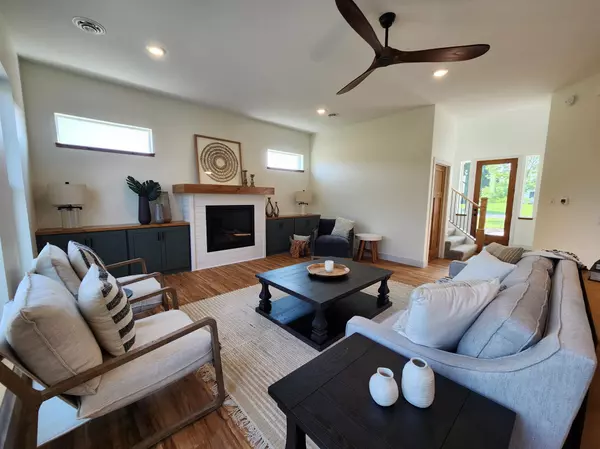Sauk Rapids, MN 56379,6624 Captains CIR NW