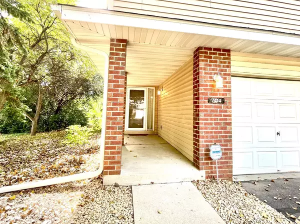 Inver Grove Heights, MN 55076,7414 Bolton WAY