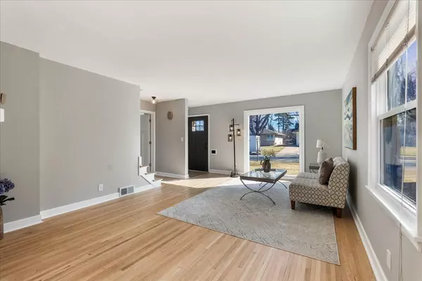 Saint Louis Park, MN 55416,2910 Vernon AVE S