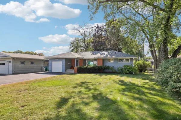 9109 W 22nd ST, Saint Louis Park, MN 55426