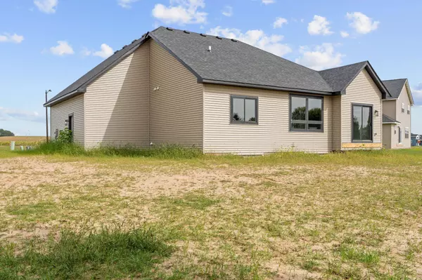 New Richmond, WI 54017,1456 Otter WAY