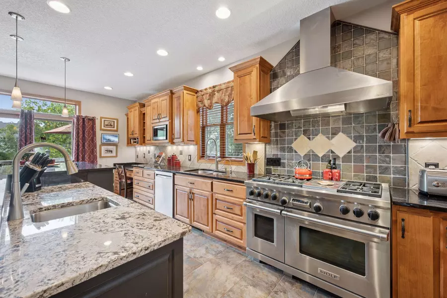 16917 73rd PL N, Maple Grove, MN 55311