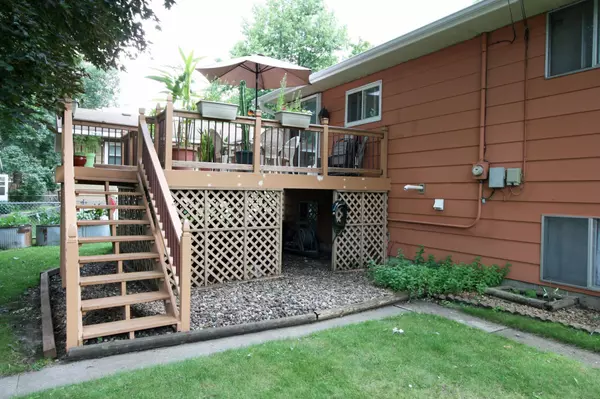 Saint Cloud, MN 56304,1002 12th AVE SE