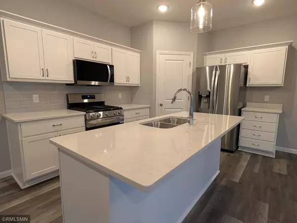 Cottage Grove, MN 55016,10422 Goodview AVE S