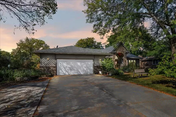 Maplewood, MN 55119,479 Mary ST S