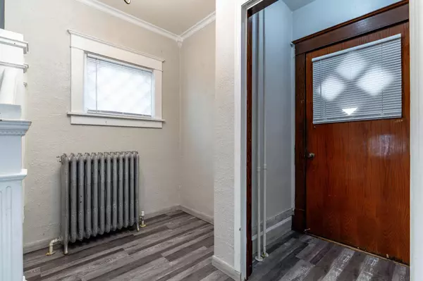 Fargo, ND 58102,1026 University DR N