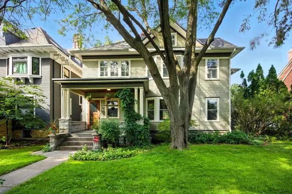 793 Goodrich AVE, Saint Paul, MN 55105