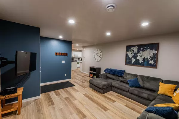 West Fargo, ND 58078,1156 42nd AVE W #A