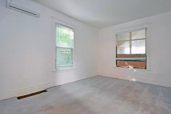 Minneapolis, MN 55411,2906 Bryant AVE N