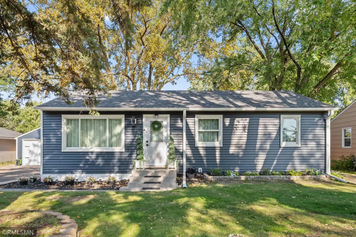 Shoreview, MN 55126,1715 Hillview RD