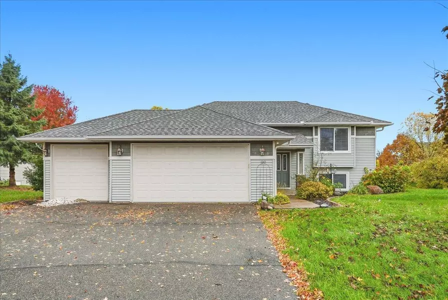 1651 Possum WAY, New Richmond, WI 54017