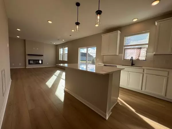 12544 Erskin ST NE, Blaine, MN 55449