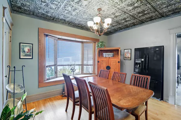 Owatonna, MN 55060,420 Fairview ST NW