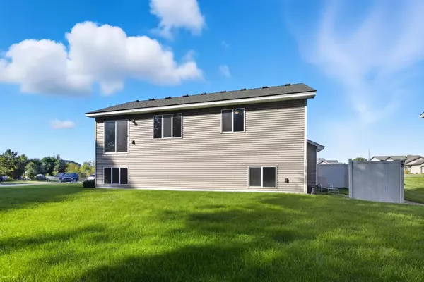 Saint Francis, MN 55070,3308 235th AVE NW