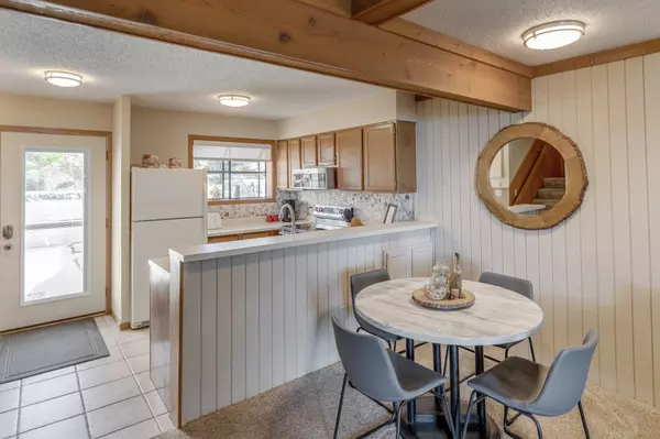 Onamia, MN 56359,8304 Tuxedo RD ## 345