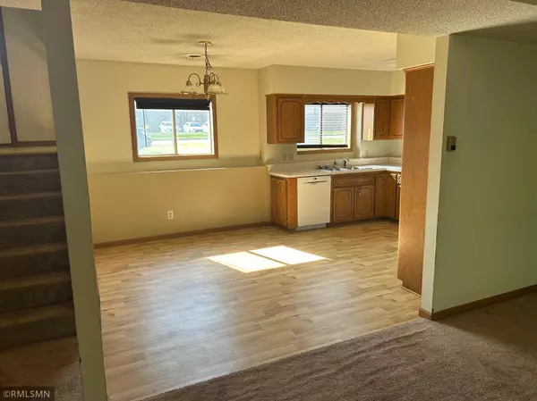 Mounds View, MN 55112,2567 County Road I