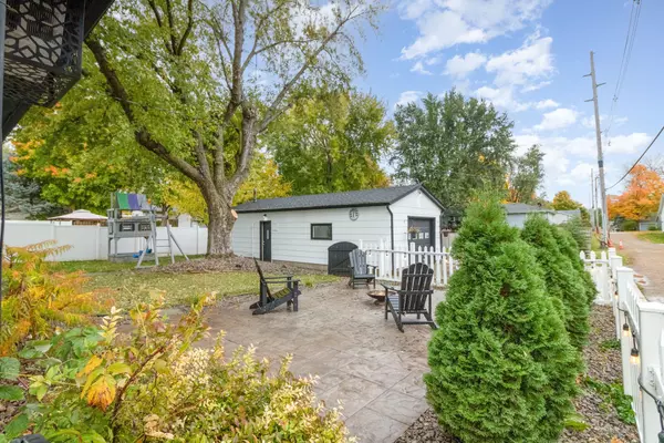 New Prague, MN 56071,206 2nd ST SE