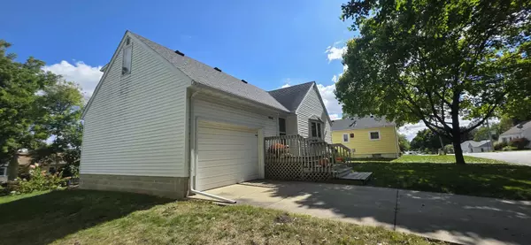 Albert Lea, MN 56007,1108 Columbus AVE