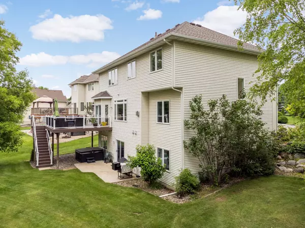 Prior Lake, MN 55372,3055 Knollridge DR NW
