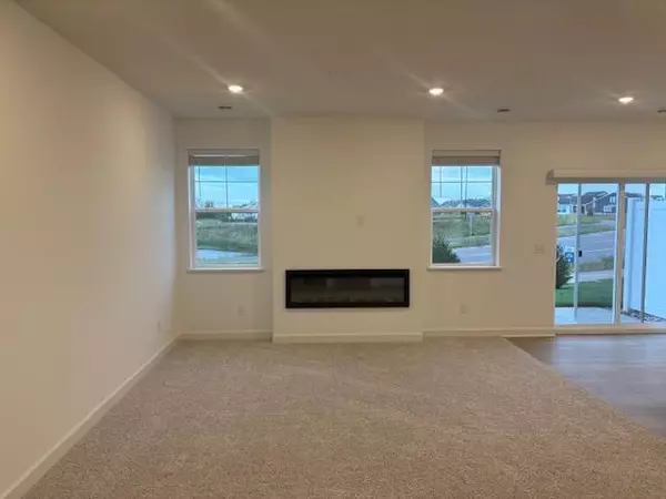 Maple Grove, MN 55369,10513 Harbor LN N