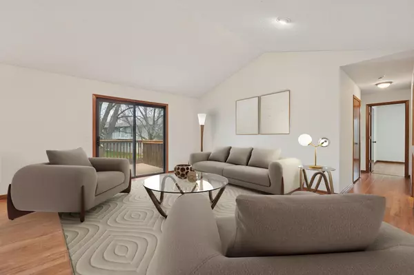 Vadnais Heights, MN 55127,4370 Buckingham CT #1407