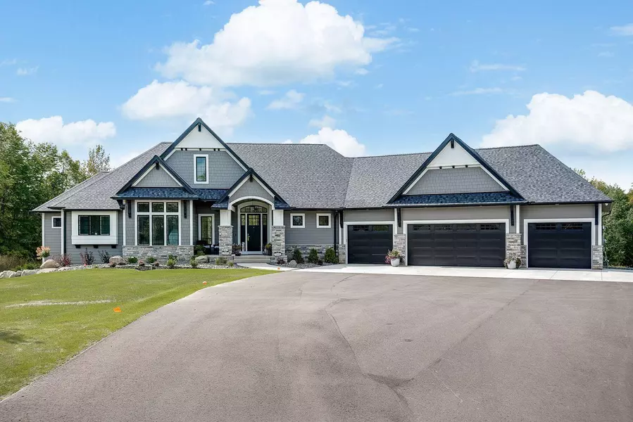 4906 139th AVE NE, Ham Lake, MN 55304