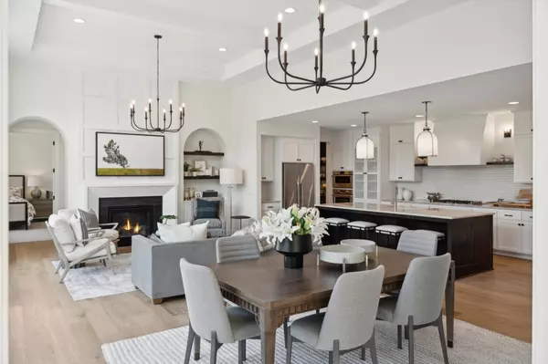 Eden Prairie, MN 55347,9598 Crestwood TER