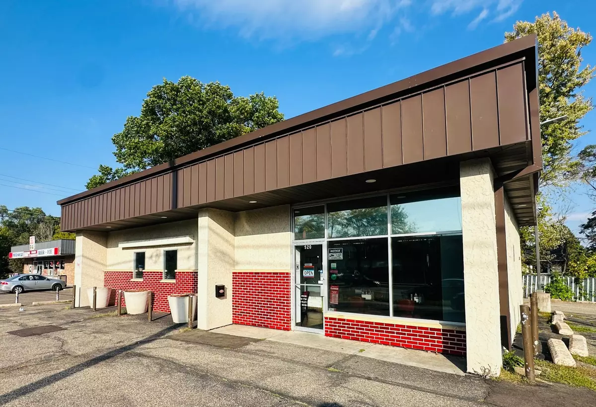 Saint Paul, MN 55106,520 White Bear AVE N