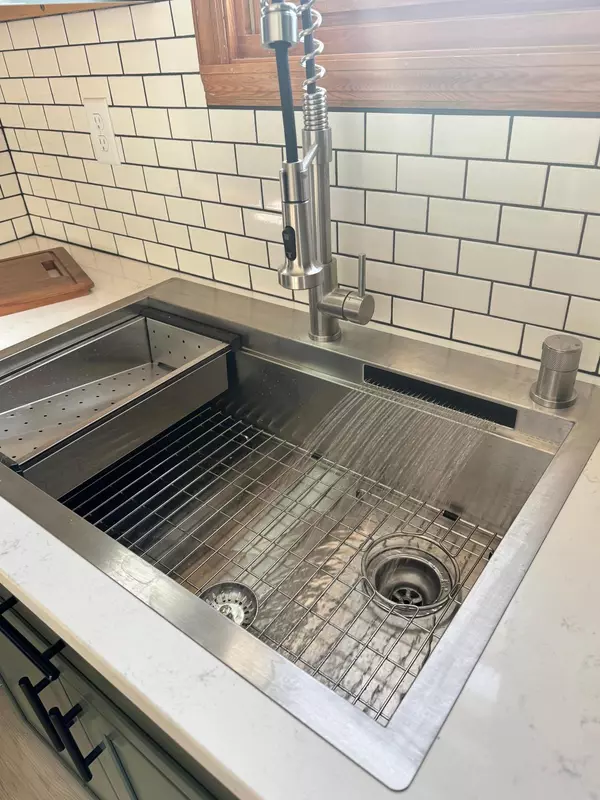 Moorhead, MN 56560,1212 3rd AVE S