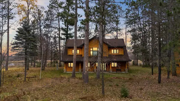 26350 River RD, Cohasset, MN 55721
