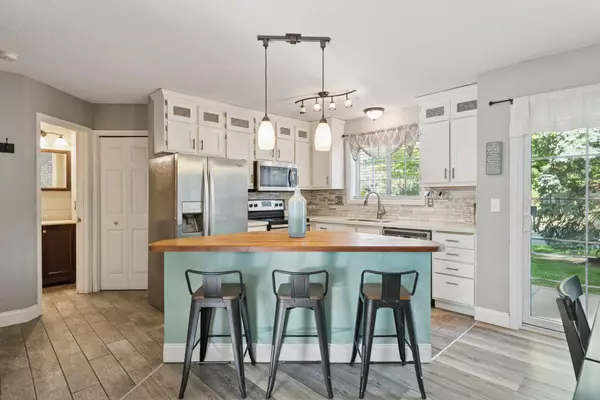 Inver Grove Heights, MN 55076,8770 Benson WAY
