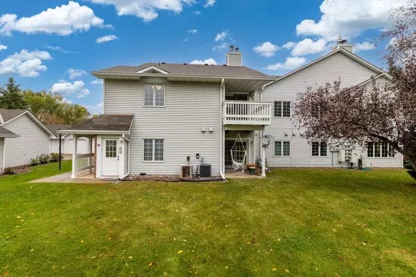 Eagan, MN 55123,3557 Blue Jay WAY #200