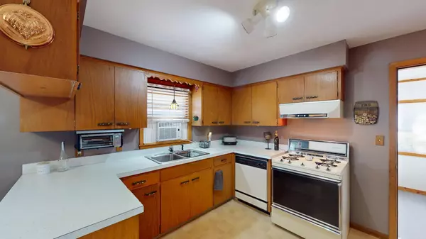 Albert Lea, MN 56007,2418 W Main ST