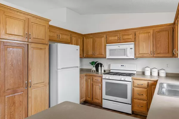 Isanti, MN 55040,1006 6th AVE SW