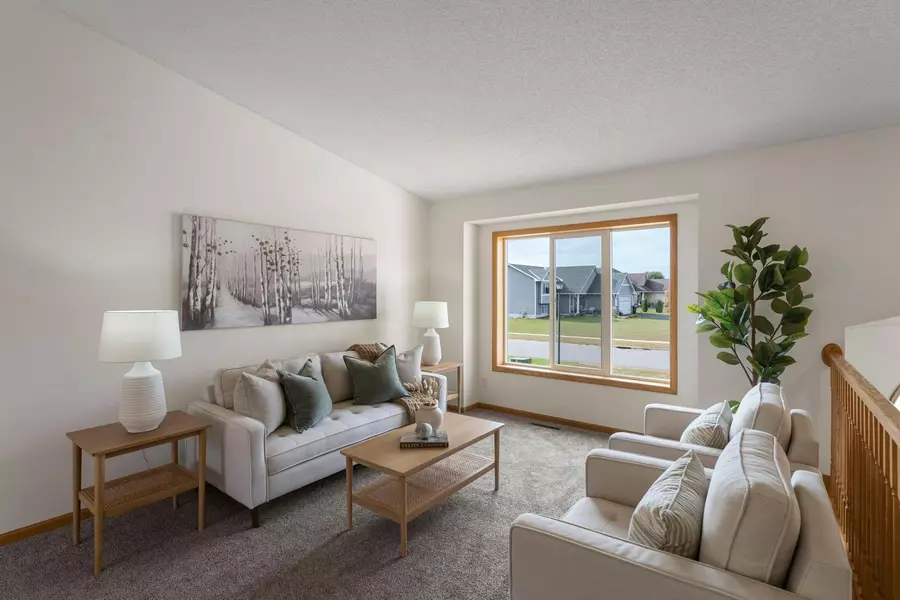 1006 6th AVE SW, Isanti, MN 55040