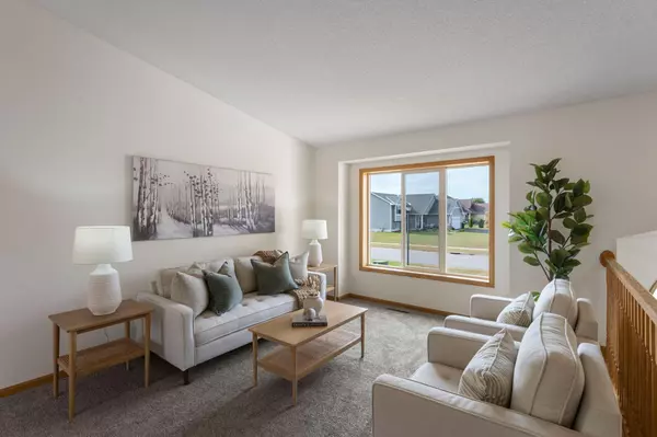 Isanti, MN 55040,1006 6th AVE SW