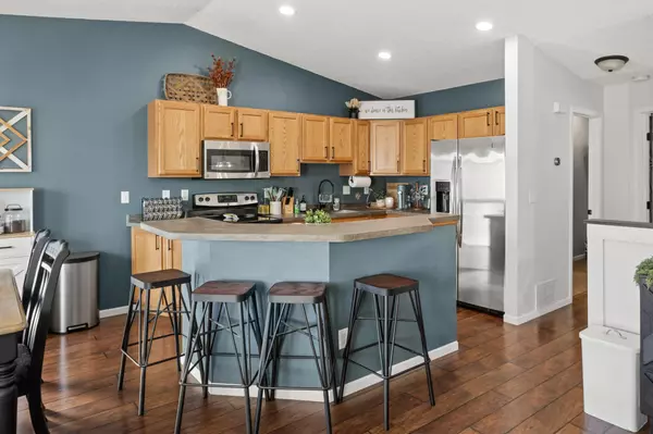 West Fargo, ND 58078,1051 42nd AVE W