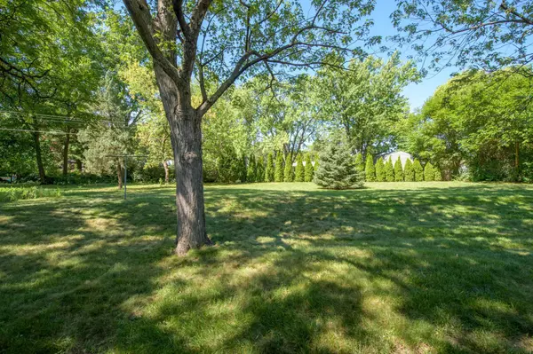 Bloomington, MN 55420,9522 Pleasant AVE S