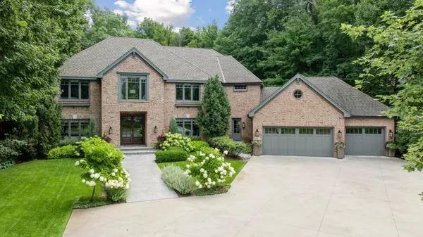 Deephaven, MN 55331,20715 Linwood RD