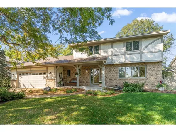 5815 Turtle Lake RD, Shoreview, MN 55126