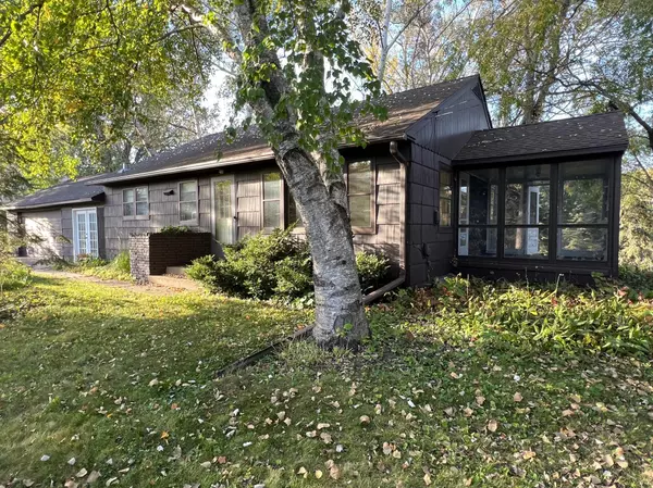 Rochester, MN 55902,103 Oakridge DR SW