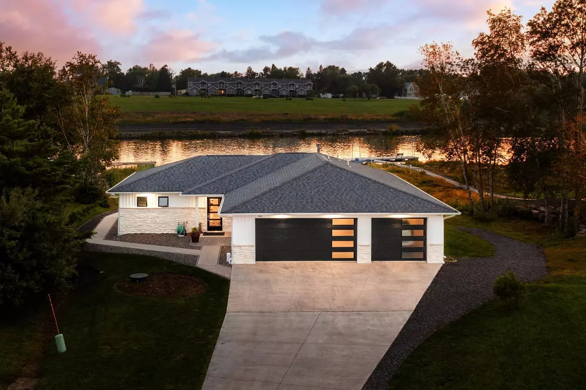 Superior, WI 54880,546 Marina DR