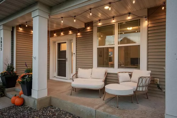 Woodbury, MN 55129,5025 Sandpebble LN