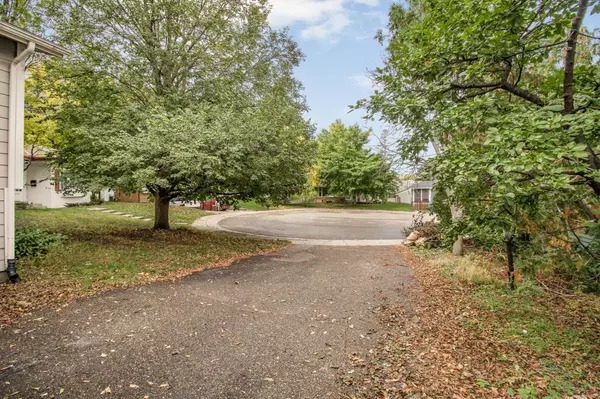 Minneapolis, MN 55417,1733 Nokomis CIR