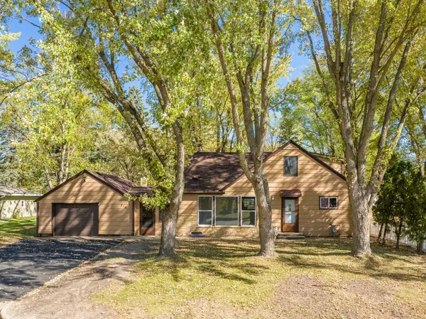 216 8th AVE N, Sauk Rapids, MN 56379