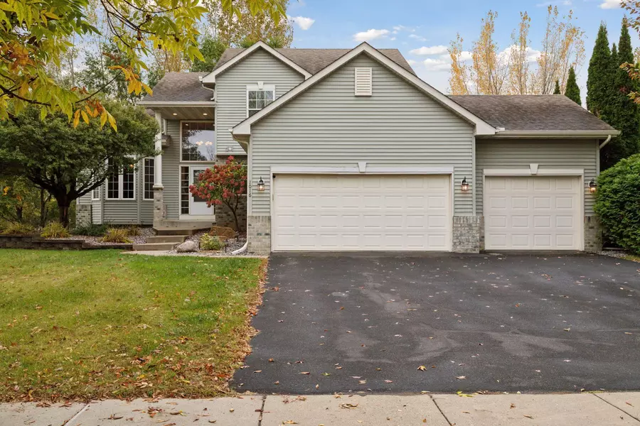 1016 Bridle Creek DR, Jordan, MN 55352