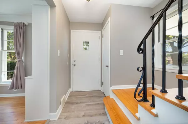 Edina, MN 55410,5720 Xerxes AVE S