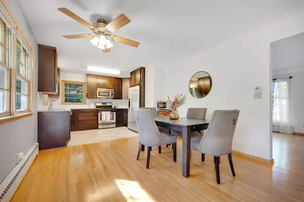 Maplewood, MN 55109,1849 Kennard ST